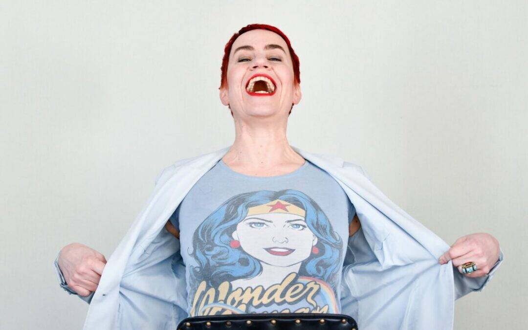 Poli­ti­sche Füh­rung in pola­ri­sier­ten Zei­ten: Warum Hal­tung wich­ti­ger ist als Empö­rung